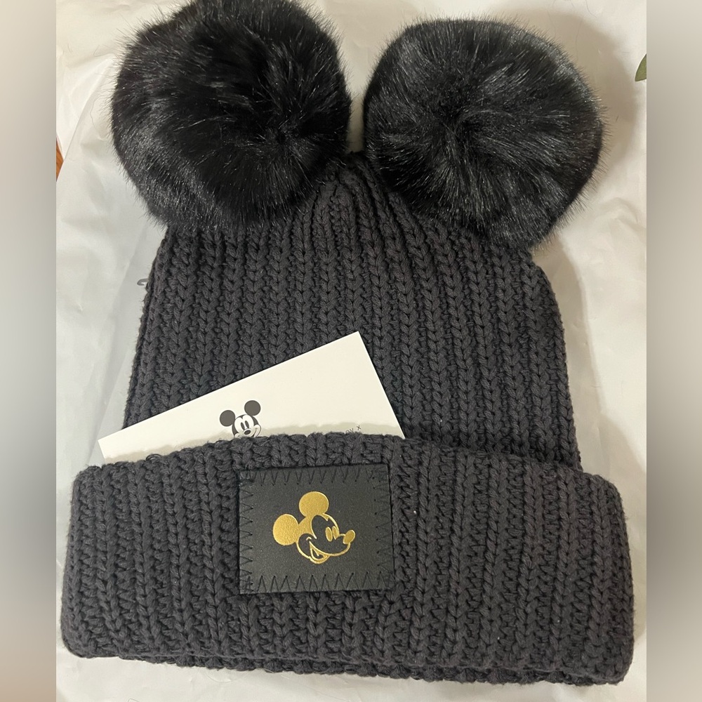 Disney x Love Your Melon NWOT Mickey Mouse Black Double Pom Beanie
